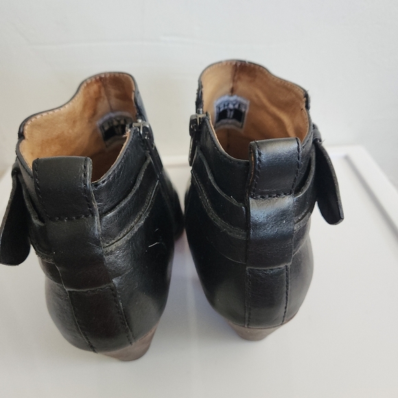 Frye Black Reina Belt Boot Size 7.5 - Picture 5 of 6